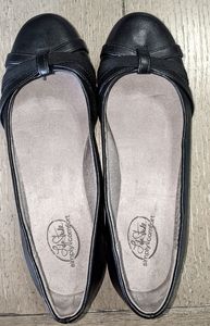 Lifestride Abigail ballet shoes